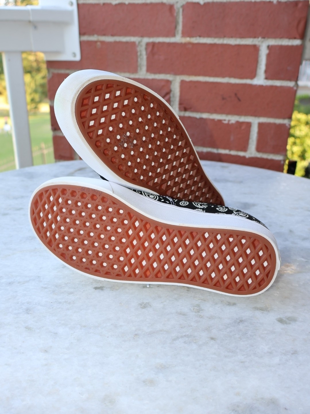 Vans ComfyCush Era 'Paisley - Black' - Picture 7 of 9